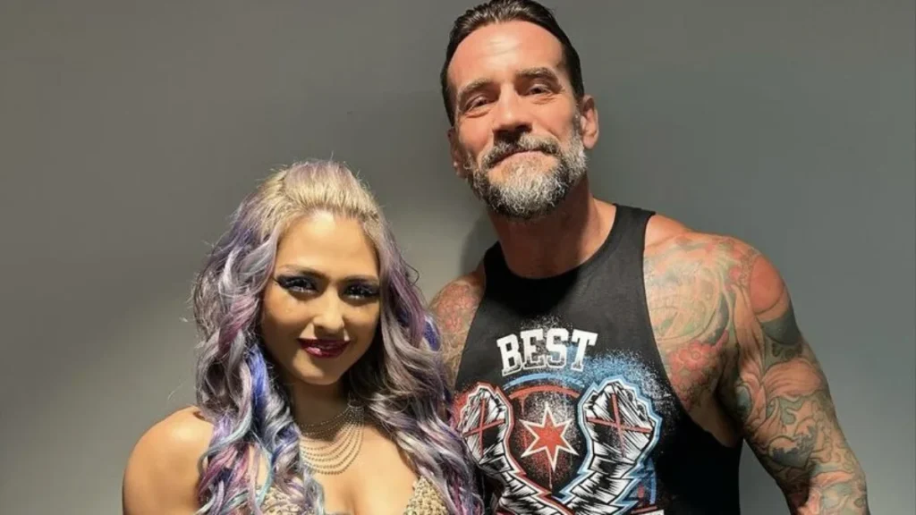 Giulia publica una imagen con CM Punk en backstage: “Todo un honor”