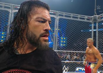 Roman Reigns vuelve en SmackDown Season Premiere