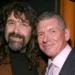 Mick Foley afirma que prefiere apreciar a Vince McMahon hasta que se conozca más sobre sus graves acusaciones
