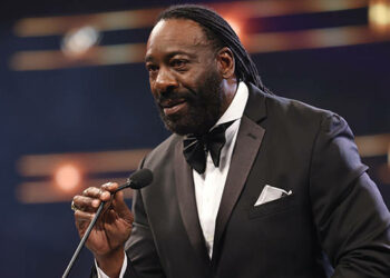 Booker T define AEW como una plataforma cómoda para luchadores que buscan retirarse