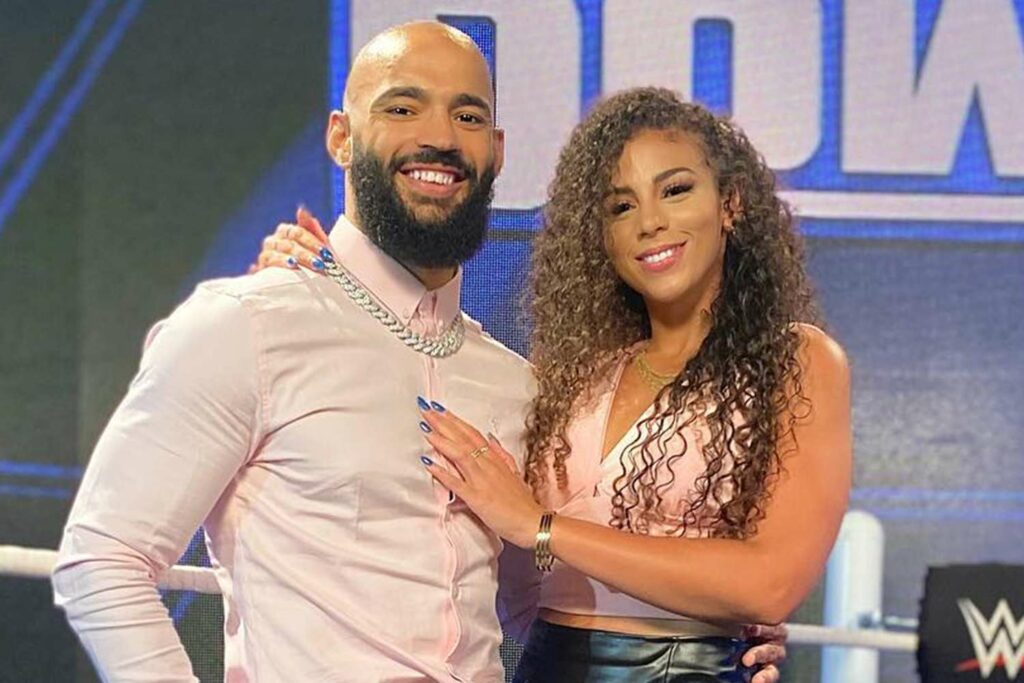 Samantha Irvin defiende a Ricochet de las críticas tras su salida de WWE: "Todo lo que escuchaba era que era un jobber" 