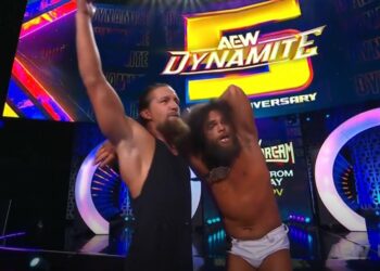Jay White regresa en el show del quinto aniversario de AEW Dynamite
