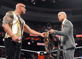 Cody Rhodes comenta la posible participación de The Rock en WrestleMania 41