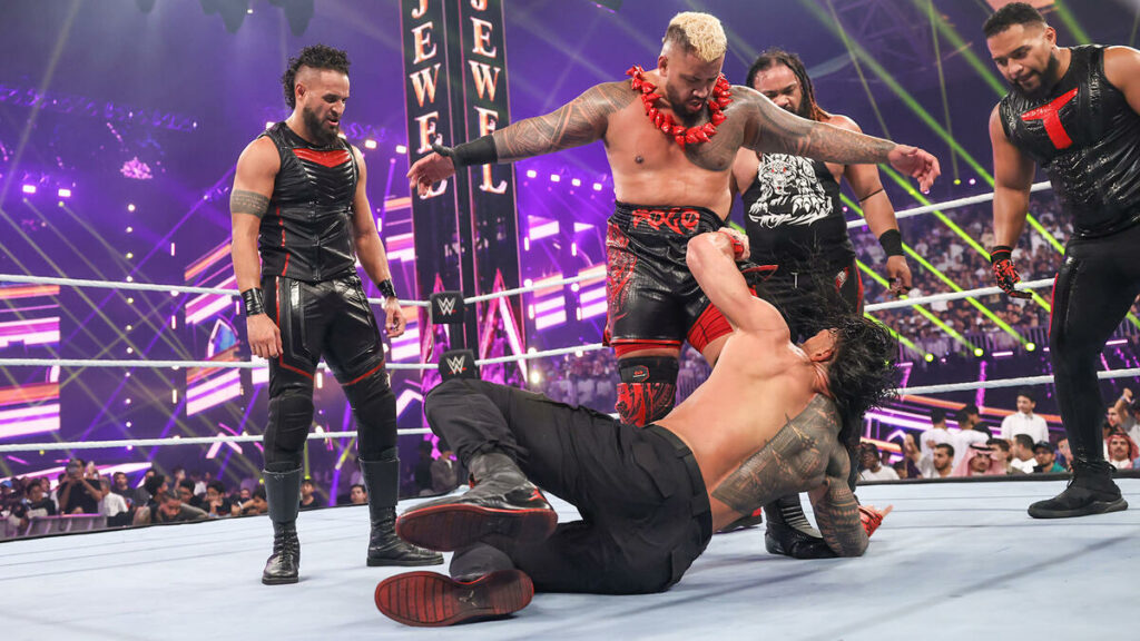 The Bloodline vence a Roman Reigns y The Usos en WWE Crown Jewel 2024