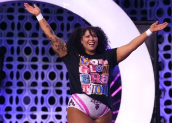 Willow Nightingale confirma que ha renovado con AEW
