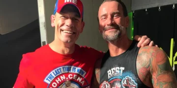CM Punk insiste en que quiere formar parte de la gira de retiro de John Cena