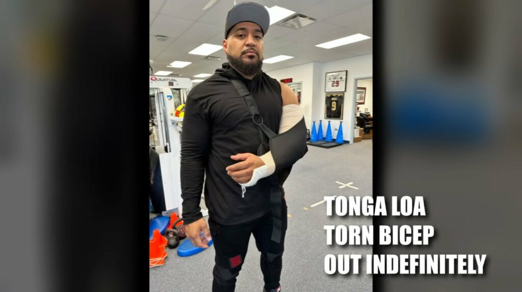 Tonga Loa sufrió un desgarro en el bíceps en WarGames y estará fuera indefinidamente