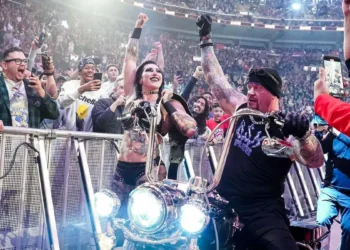 The Undertaker confirma que estaría interesado en ser parte del equipo creativo de WWE