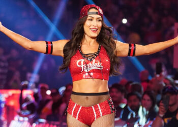 Nikki Bella confirma que estará en WWE RAW este lunes