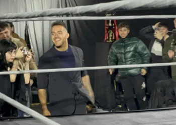 A-Kid aparece en Lucha Libre Rebelión: Copa Niño Anónimo