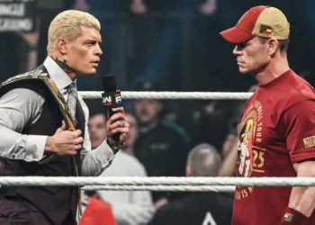 Cody Rhodes amenaza con retirar a John Cena en WrestleMania 41