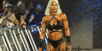 Jade Cargill regresa en WWE Elimination Chamber 2025 atacando a Naomi