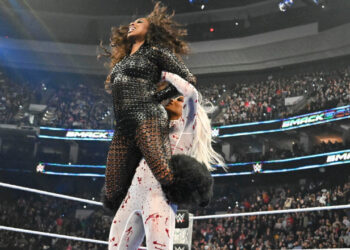 Jade Cargill amenaza a Naomi Qué lástima que no terminaste el trabajo