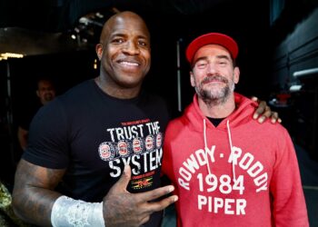 Moose afirma que hubo planes para que se enfrentara a CM Punk en TNA