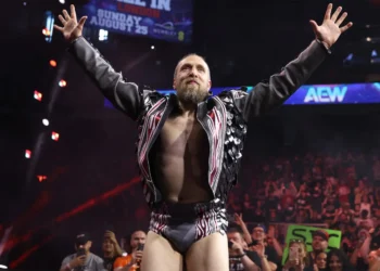 Bryan Danielson explica por qué el estilo de AEW es más emocionante que el de WWE