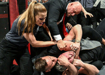 Gunther y Pat McAfee tendrán un cara a cara en WWE RAW