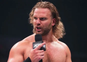 ‘Hangman’ Adam Page lidera las ventas de mercancía en ShopAEW del mes de marzo
