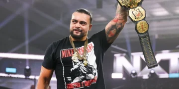 Mike Santana recibe elogios en WWE tras sus recientes apariciones en NXT
