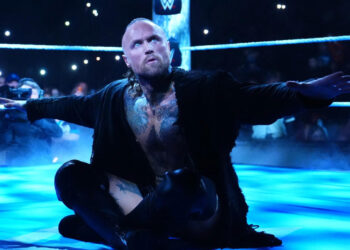 Aleister Black recuerda una conversación con Triple H sobre su presentación al regresar a WWE