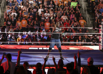 El mundo del wrestling reacciona a la salida de R-Truth de WWE