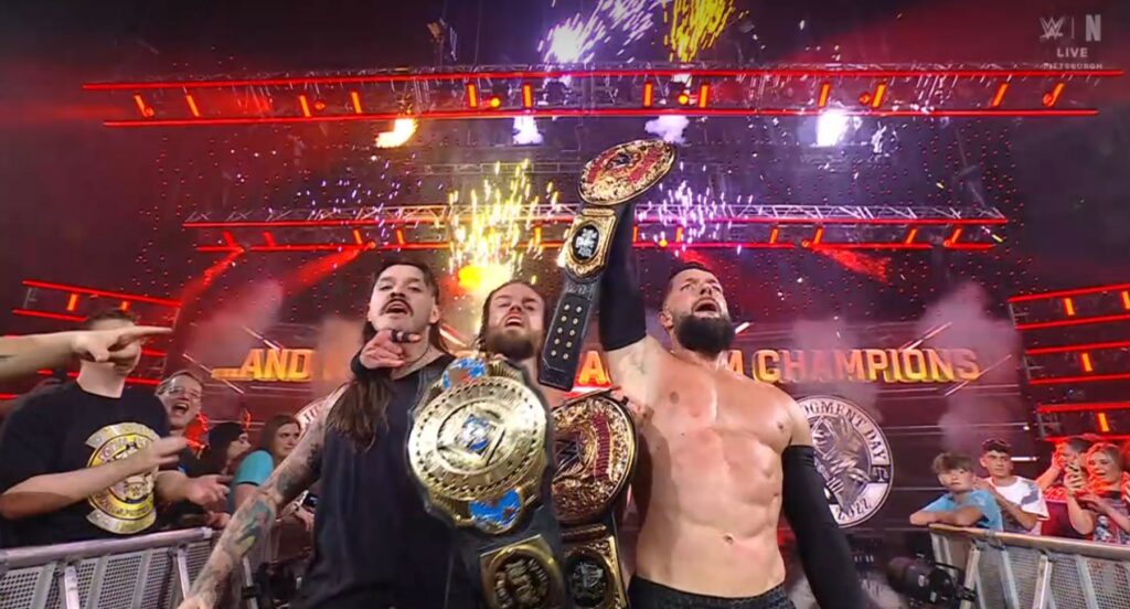 The Judgment Day ganan los Campeonatos Mundiales por Parejas en WWE RAW