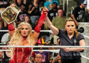 Tiffany Stratton revela que estuvo involucrada en un incidente en el que terminó siendo pisoteada por un hombre