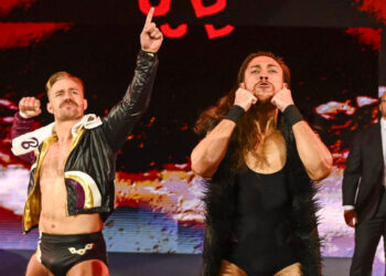 Tyler Bate desmiente los rumores de una lesión