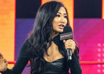 Gail Kim critica duramente los comentarios sobre el físico de las leyendas en Evolution 2