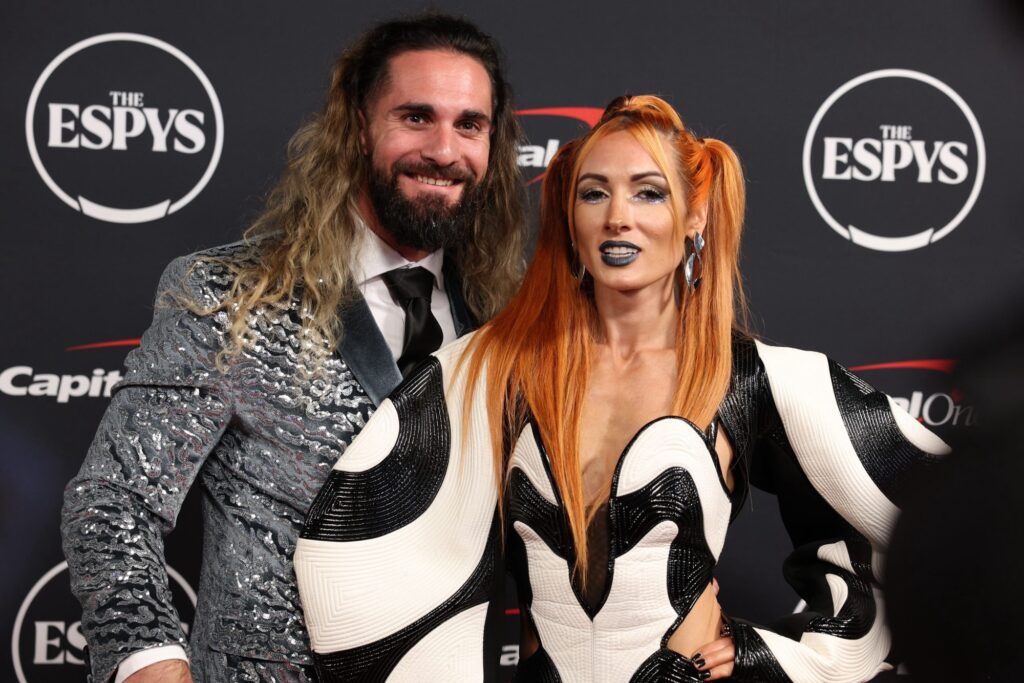 Asaltan una vivienda de Seth Rollins y Becky Lynch