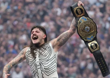 Dominik Mysterio se autoproclama “el mejor Mysterio de todos los tiempos”