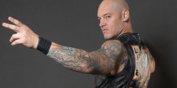 Bishop Dyer revela tácticas de WWE en negociaciones de contratos Bishop Dyer revela tácticas de WWE en negociaciones de contratos