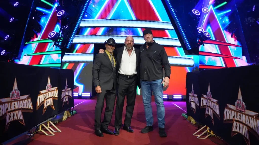 Triple H, Shawn Michaels y The Undertaker asisten a AAA Triplemanía XXXIII