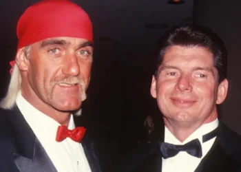 Vince McMahon molesto por no ser invitado a los tributos de WWE para Hulk Hogan