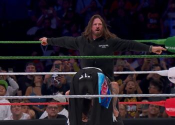 AJ Styles aparece en Triplemanía XXXIII para evitar Dominik Mysterio gane el Megacampeonato de AAA