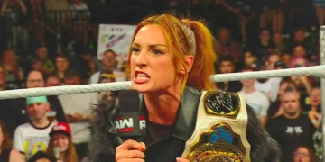 Reacción dentro de WWE al polémico segmento de Becky Lynch sobre Ozzy Osbourne Reacción dentro de WWE al polémico segmento de Becky Lynch sobre Ozzy Osbourne