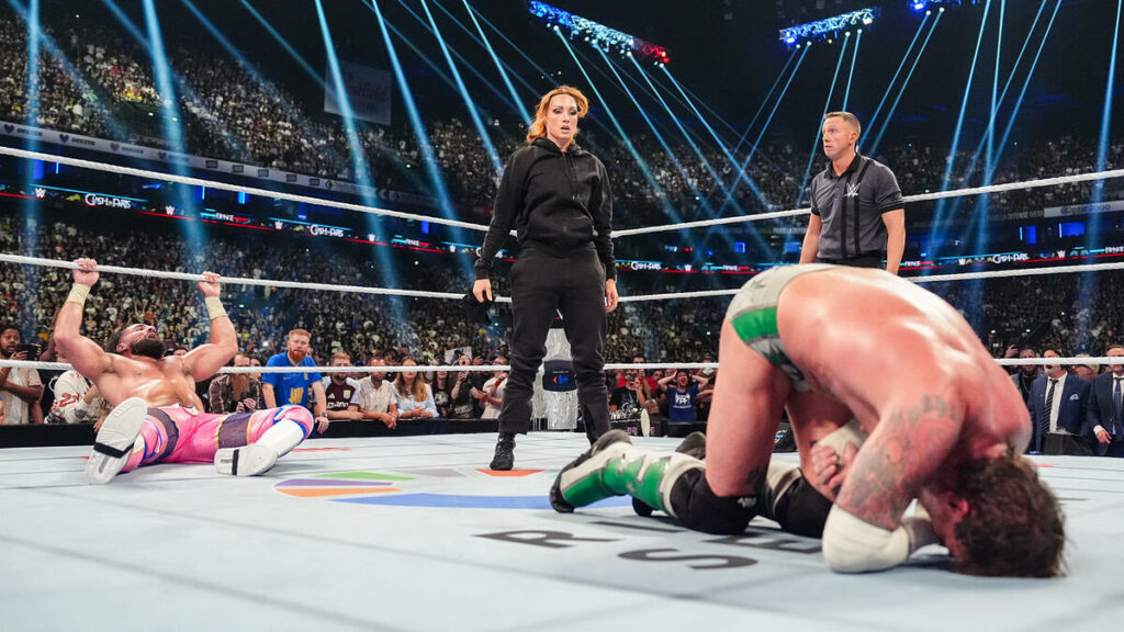 Becky Lynch ya habría sido listada internamente como miembro de The Vision