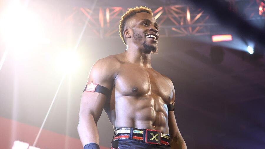 Edris Enofe anuncia su salida de WWE