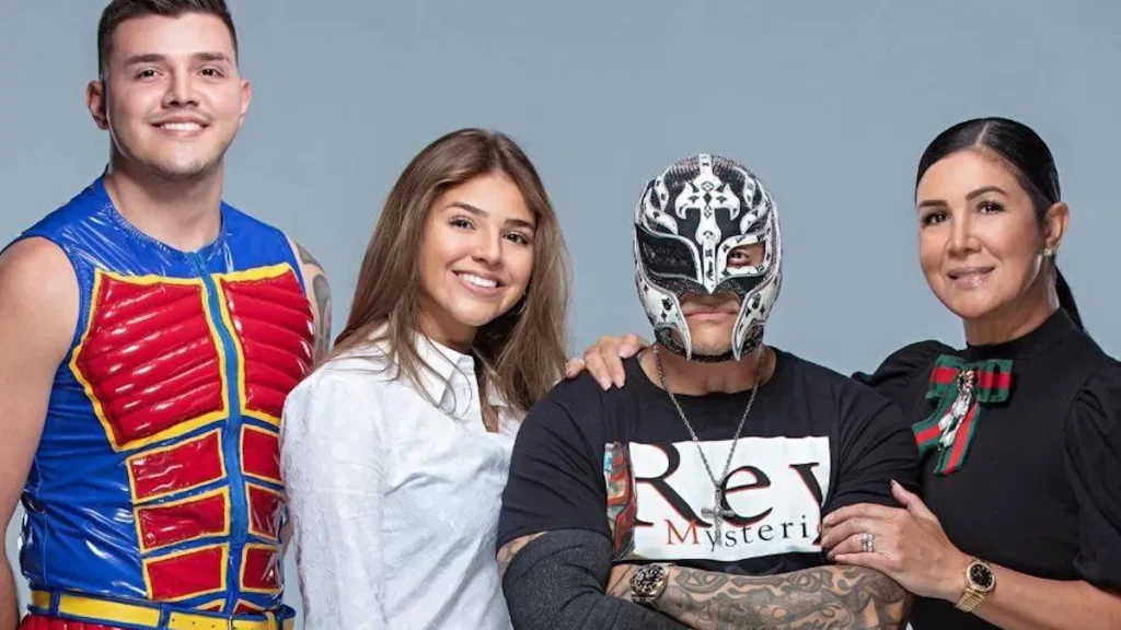 Rey Mysterio confirma que su hija Aalyah entrenó en el WWE Performance Center recientemente