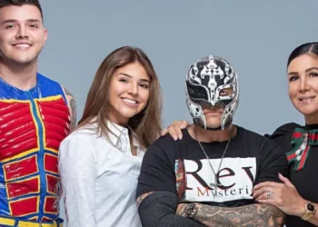 Rey Mysterio confirma que su hija Aalyah entrenó en el WWE Performance Center recientemente
