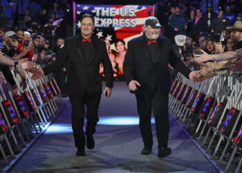 La familia Rotunda publica un comunicado aclarando el estado de salud de Mike Rotunda