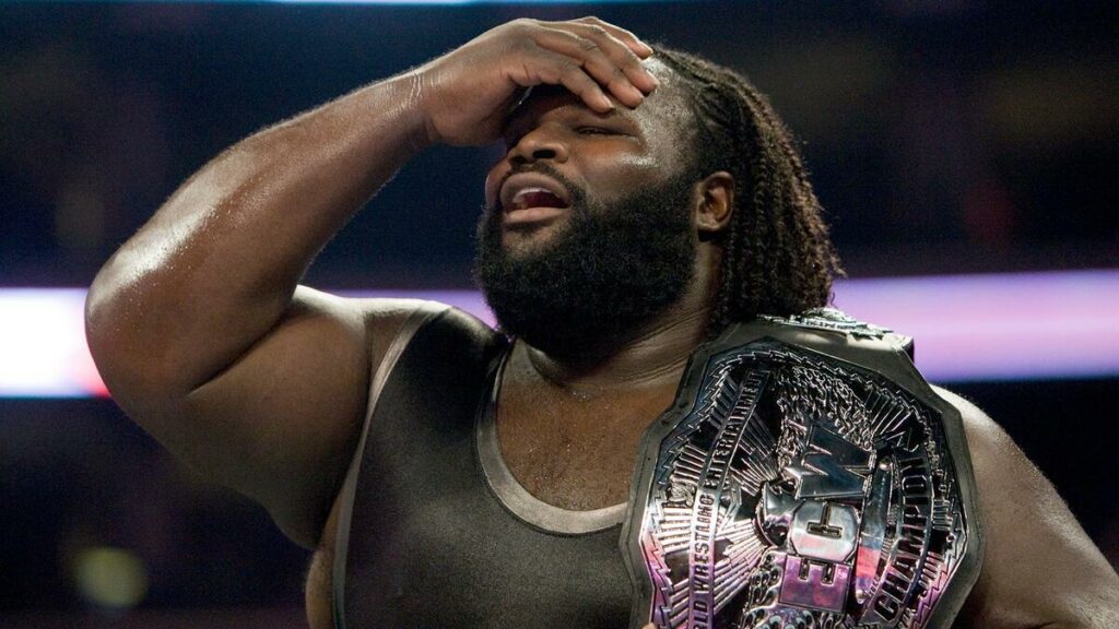 Mark Henry da a conocer que el Campeonato de ECW con el diseño plateado se creó específicamente para él