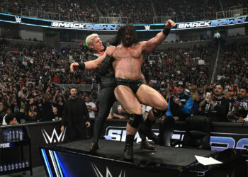 Drew McIntyre admite que pensó en prender fuego el autobús de Cody Rhodes tras SmackDown