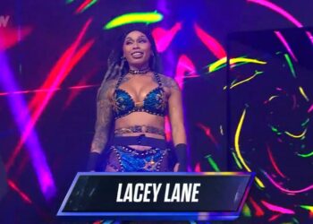Lacey Lane (Kayden Carter en WWE) debuta en AEW Dynamite Title Tuesday