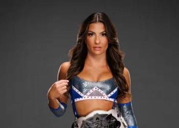 Kendal Grey explica el origen de su nombre en WWE