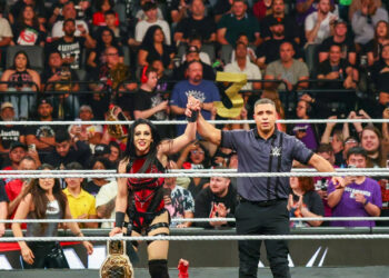 Stephanie Vaquer despeja rumores tras susto de lesión en WWE RAW