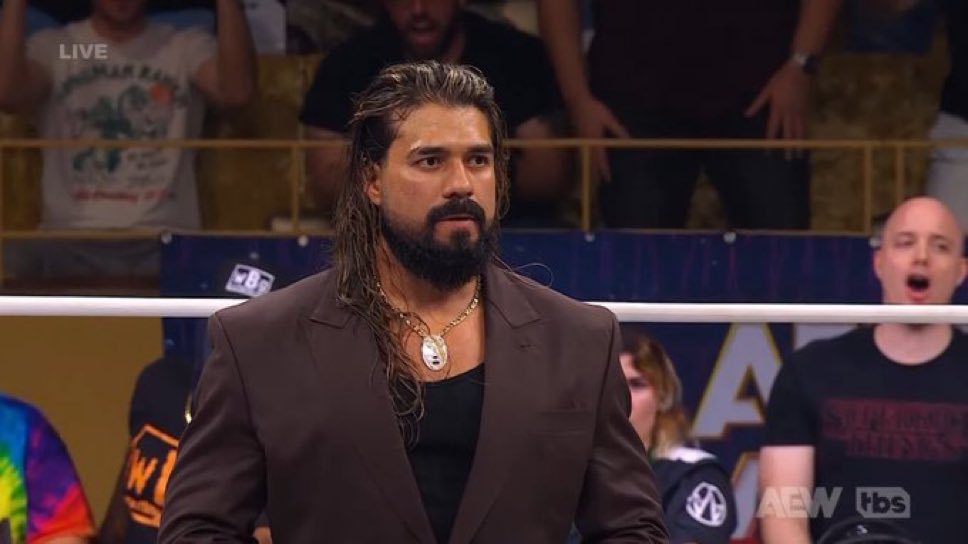Andrade El Ídolo regresa a AEW en el sexto aniversario de Dynamite