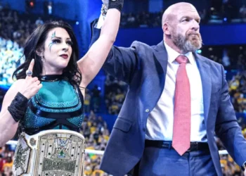 Stephanie Vaquer gana el Campeonato Femenino de Crown Jewel 2025