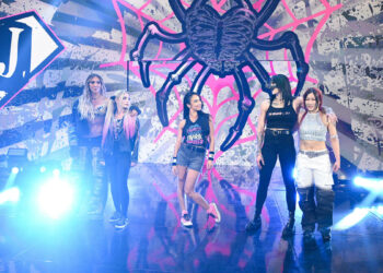 Rhea Ripley: “Crecí viendo a AJ Lee, siempre fue de mis favoritas”