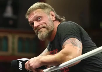 WWE descarta rumores sobre Adam Copeland en el torneo de despedida de John Cena