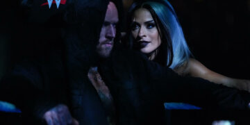 Aleister Black revela cómo su estricta crianza religiosa influyó en su personaje oscuro